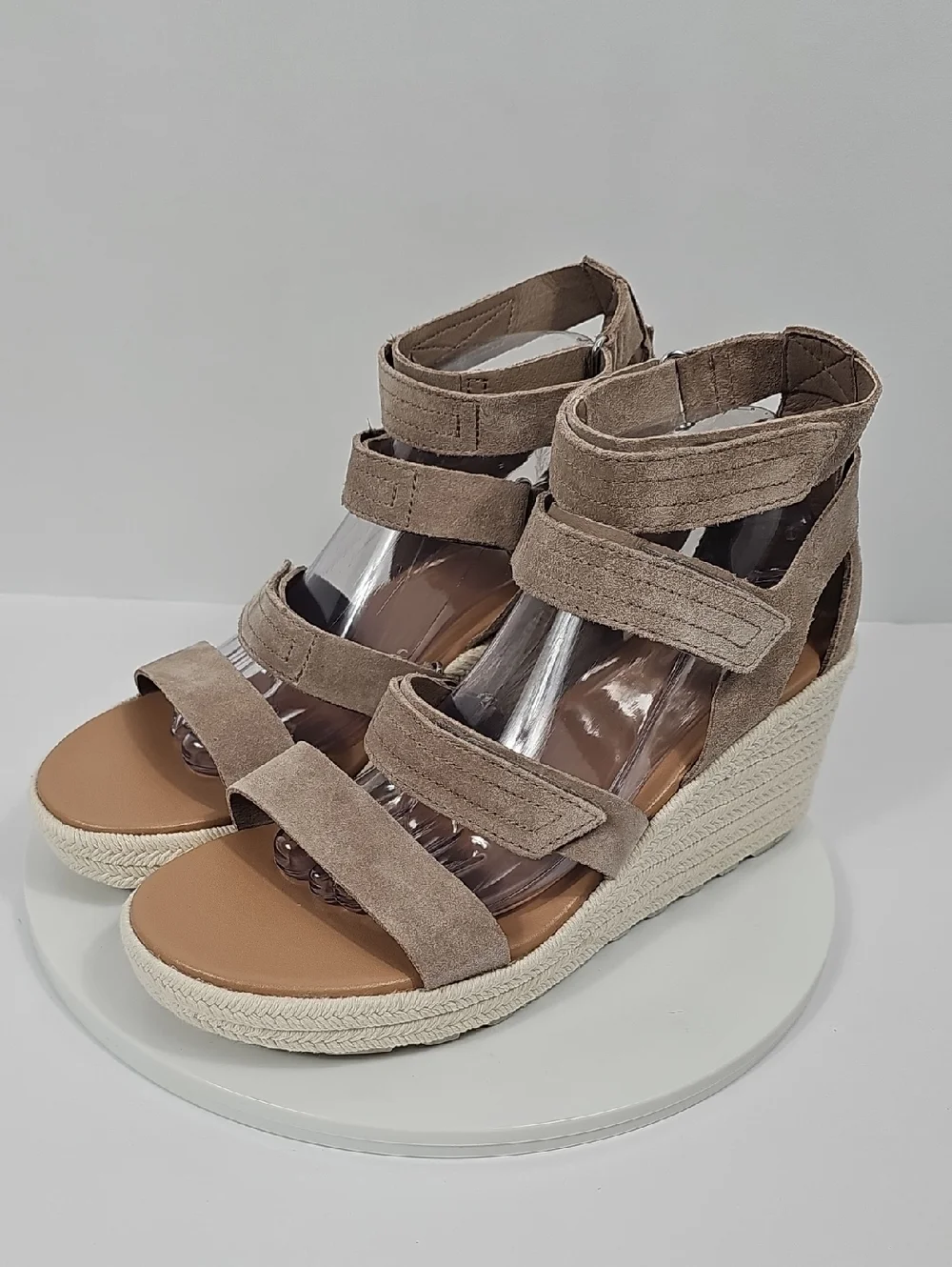 Sorel Cameron Multistrap Wedge Sandals Omega Taupe Suede NIB 11